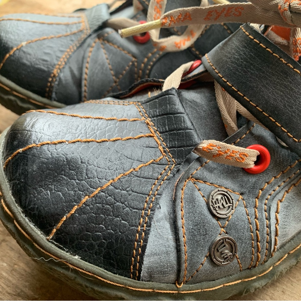 TMA Eyes shoes, US Women’s size 9 - Picture 2 of 8